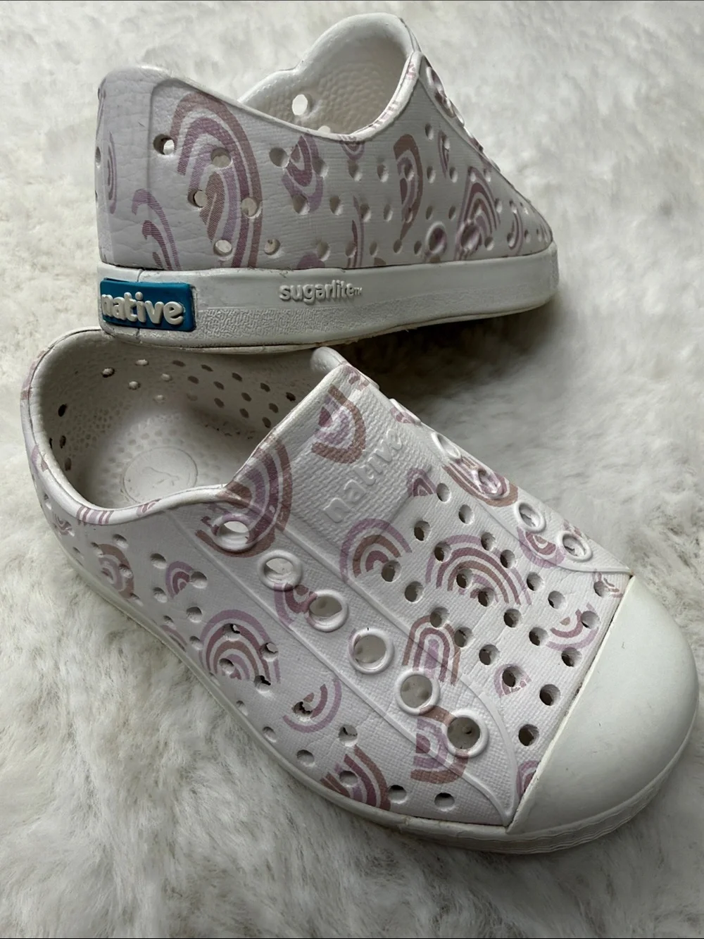 Native Jefferson Sugarlite Slip-On Water Shoes C5 Toddler Child Pink Rainbow